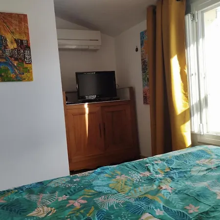 Villa Belle Maison Sud Ardèche Avec Piscine Chauffée *